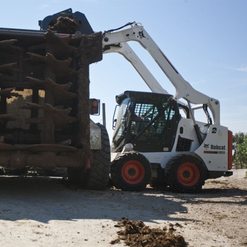 Bobcat S530 Skid Steer Loader Westville Grand Rental Station