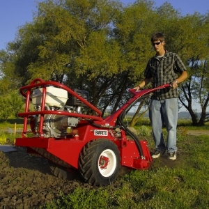 Barreto 16 HP Heavy Duty All Hydraulic Rear Tine Tiller | TJ's Taylor ...