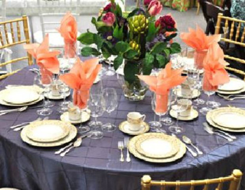 Party Plus Middletown Lavender and Peach Decorated Table
